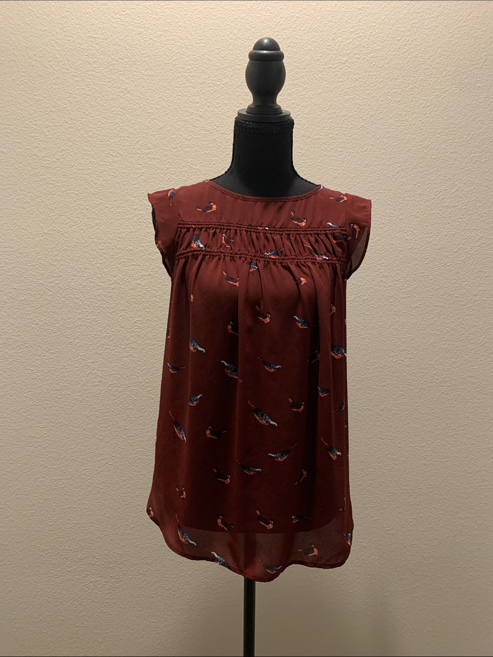 LOFT Outlet Rust Bird-Print Sleeveless Blouse NWOT (Size XS)
